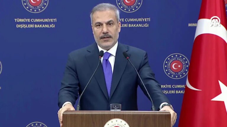 hakan-fidan-mossad-direktoruyle-gorustu-mu-tamamen-tesadufi-AACfTKGL.jpg