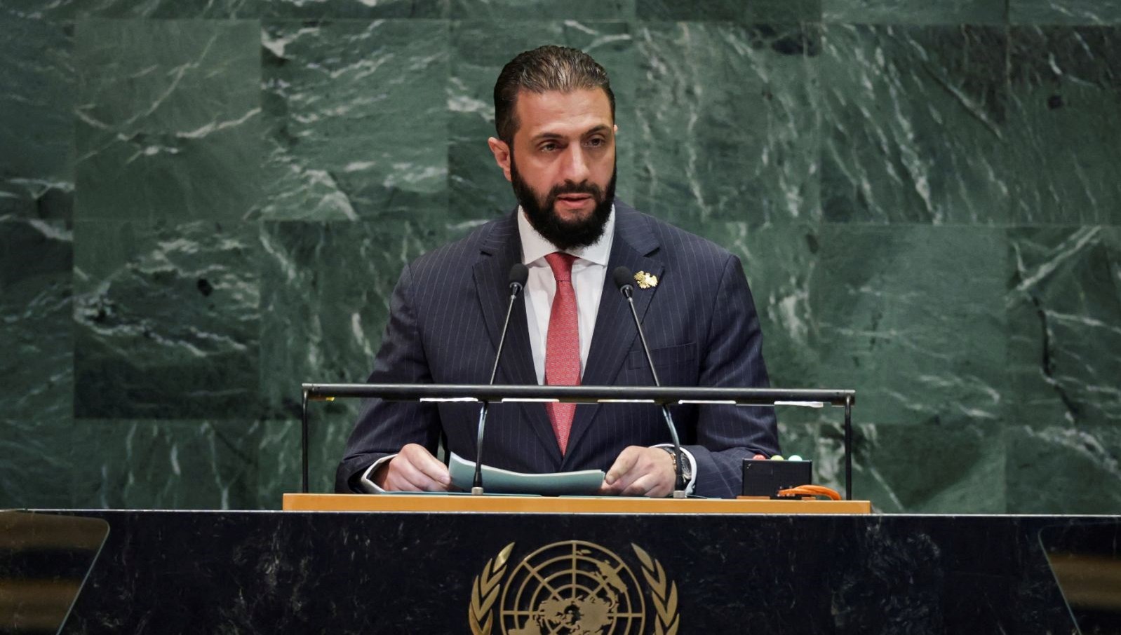 bm kursusunde 58 yil sonra suriye lideri ayagimizdaki pranga cozulmeli eSMPPOLD