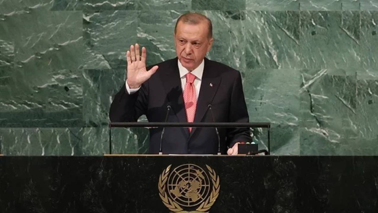 cumhurbaskani erdogan bmdeki filistin zirvesinde konustu konusmasi sirasinda sesi kesildi e3AlXz2t