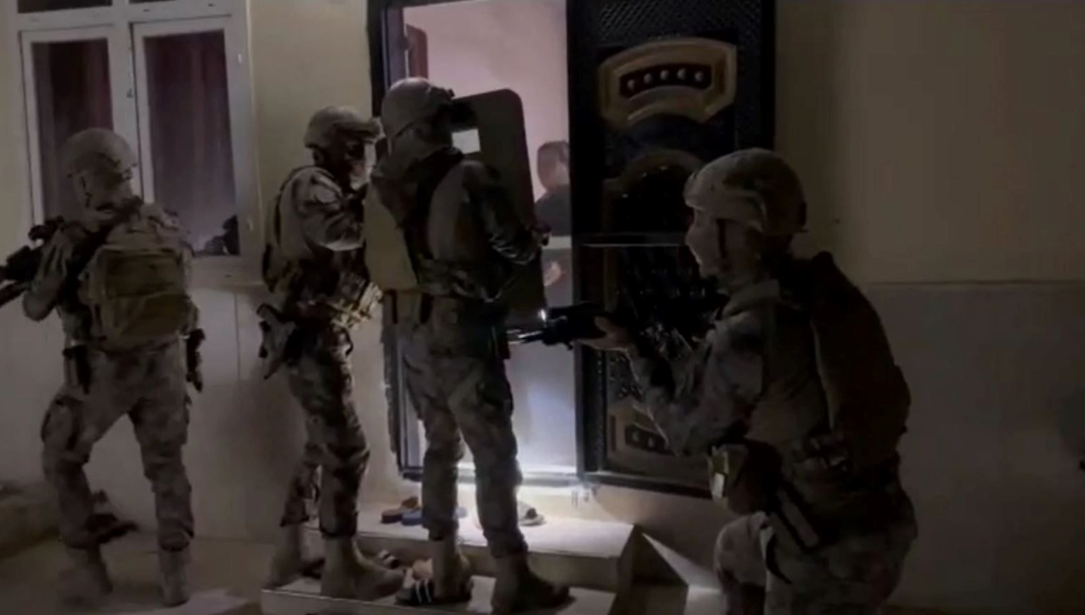 hatay ve adanadagocmen kacakciligi operasyonu 10 tutuklama 9FDK31tD